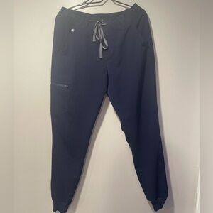 Women’s Figs Zamora Joggers size LT